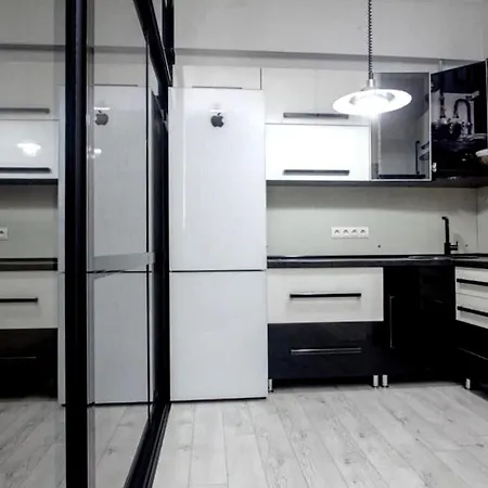 Appartement De Style Design, Proche Du Centre Ville D'Angers+ Places De Parking 아파트 *