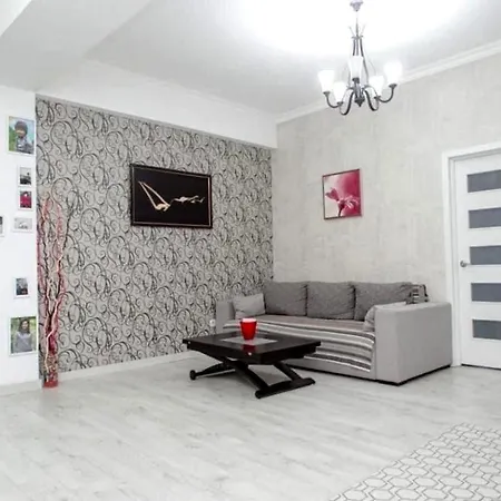 아파트 Appartement De Style Design, Proche Du Centre Ville D'Angers+ Places De Parking *